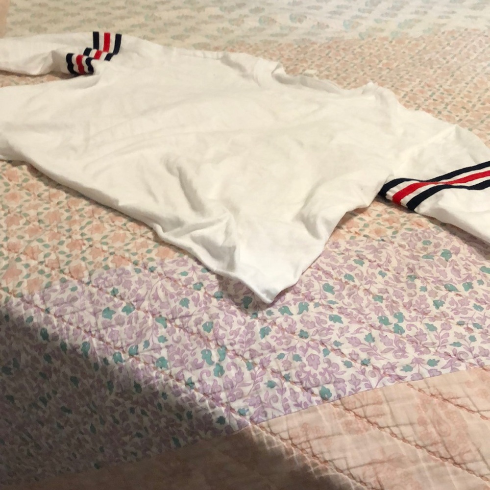 A longsleeved crop top